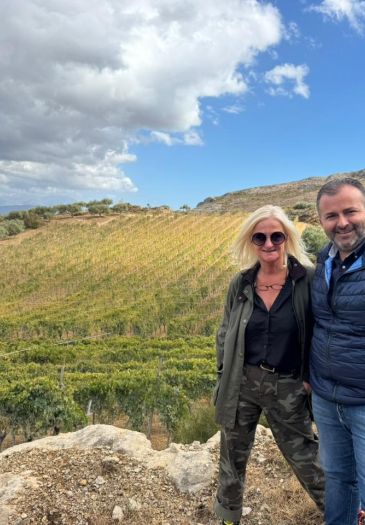 Η MW Caro Maurer στο Οινοποιείο Διαμαντάκη